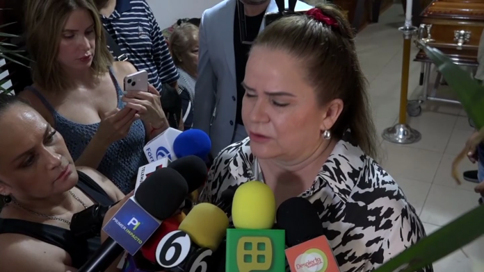 Margarita, viuda de Andrés García: Sostuve su mano hasta el último momento