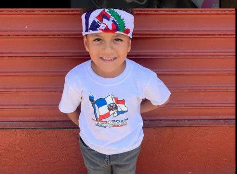 Restos de Gioser Luis Feliz continuan en la Funeraria Blandino