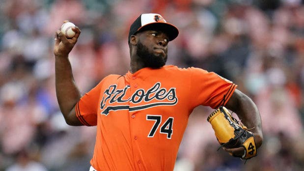 Ruiz batea de 4 3 en reves Oakland Bautista gana