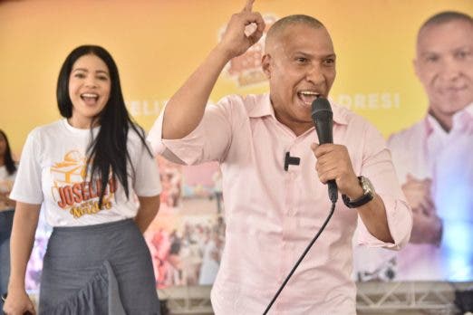 1685234814 24 Diputado Joselito celebra Dia de las Madres con cientos de