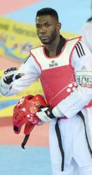 Bernardo y Moisés rumbo al Mundial de Taekwondo