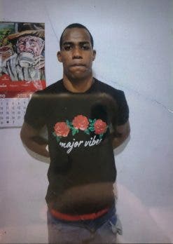 Deivy Alcibíades Rosario Mejía, acusado de violar y comercializar video de menor de 11 años en Villa Duarte.