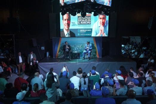 Dío Astacio y Roberto Ángel Salcedo conversan sobre próximos proyectos