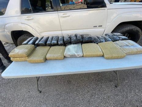 1686593654 165 Llevaban marihuana hasta en el tanque de gasolina de la