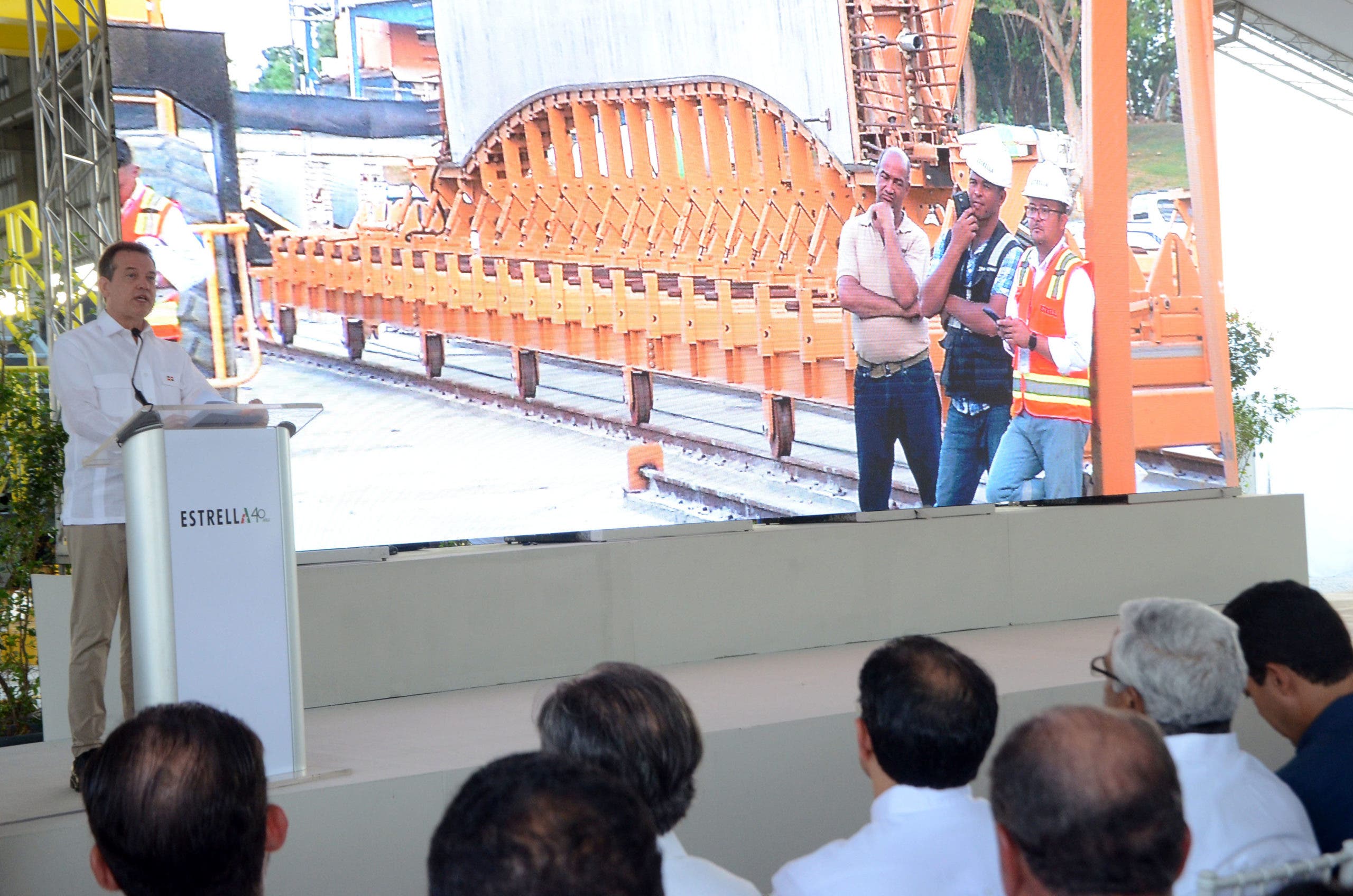 Presidente Luis Abinader inaugura nueva planta de prefabricados del Grupo Estrella 3 DSC 6534 scaled