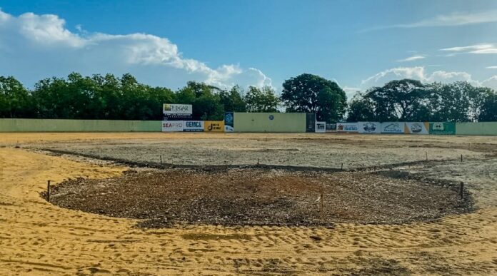 Anuncian instalación de sistema de luces LED en el Estadio José Briceño de Puerto Plata