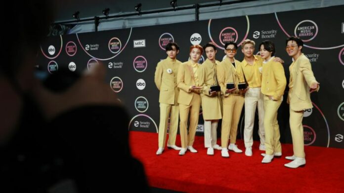 BTS, 10 años después: superfans viajan a Seúl para celebrar a la banda de K-pop que conquistó el mundo