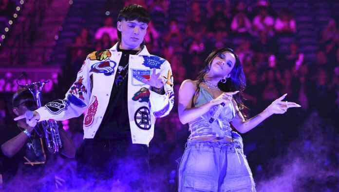 El auge de la música mexicana: ¿por qué artistas como Peso Pluma lideran las listas de reproducciones?