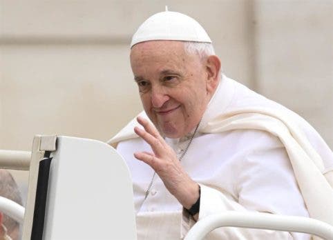 El papa afirma que es urgente e inaplazable cambiar el