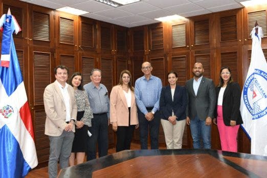 Estudio revela que los santiagueros consumen tres veces mas agua