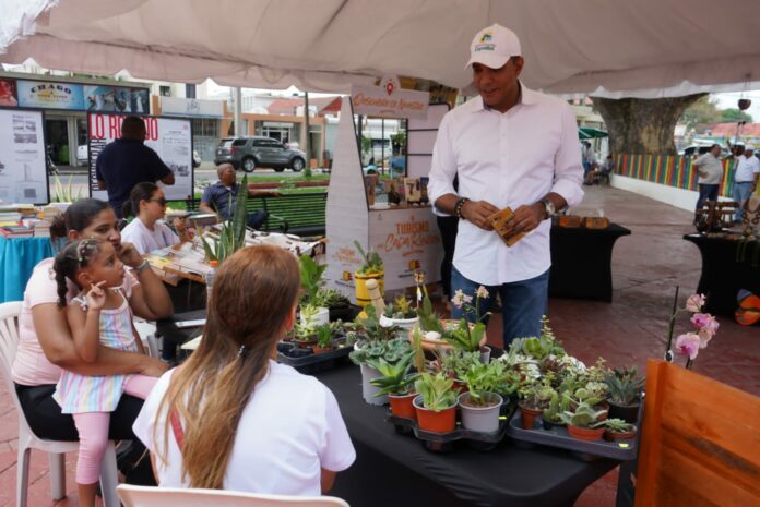 Ministerio de Turismo realiza actividad en Moca