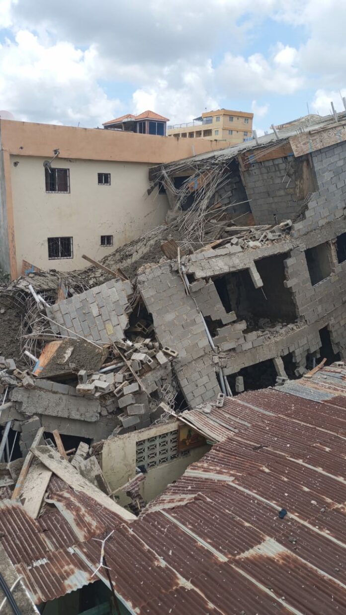 Mived confirma edificio colapsado no tenía permiso; se utilizó hormigón de baja calidad en las columnas
