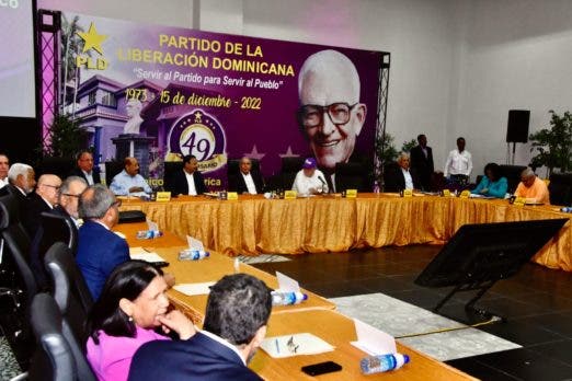 PLD inicia reunion de su Comite Politico con 43 miembros