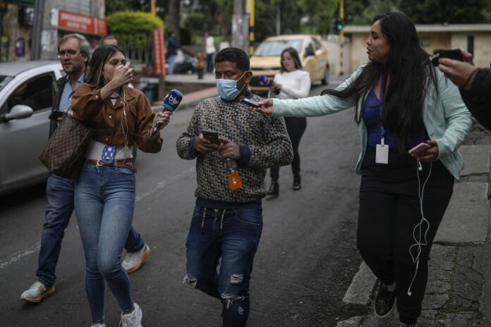 Parientes se disputan la custodia de niños que sobrevivieron a accidente en selva de Colombia