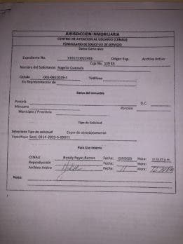 Pretenden despojarlos de su propia casa esposos denuncian supuestas mafia