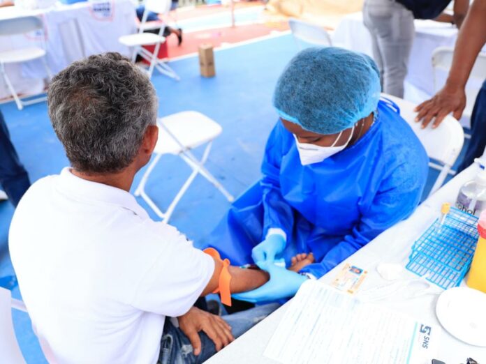 Programa Detección Cáncer de Próstata asiste más de 19 mil hombres