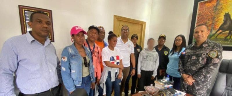 Se entrega Manguito acusado de cercenar mano a estudiante en