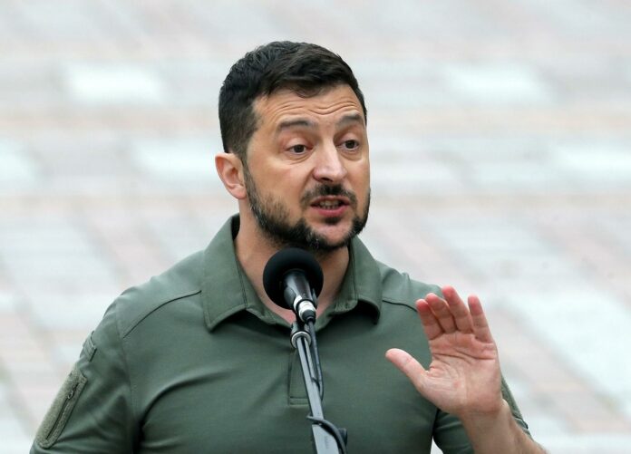 Zelenski no considera posibles las elecciones presidenciales mientras dure la ley marcial