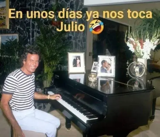 Julio Iglesias se divierte con los memes con su rostro: “No sé quién empezó con eso” 2 EKCEVW5GRRD7NI6XATJ7X45FLA