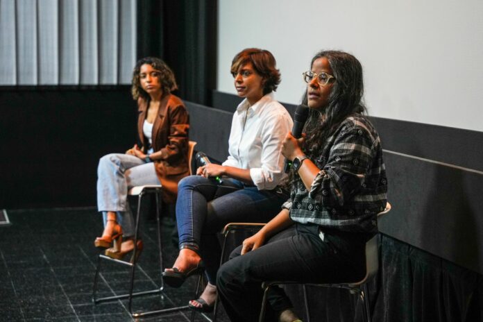 Abordan realidad del embarazo adolescente y uniones tempranas en RD en cineforo sobre película “Ramona”