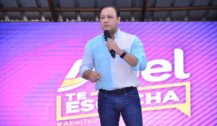 Abel arremete contra el Gobierno por cancelación de empleados de OPRET