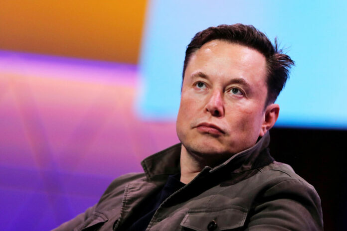 Elon Musk amenazan con demandar a Instagram por clonar funciones de Twitter en Threads