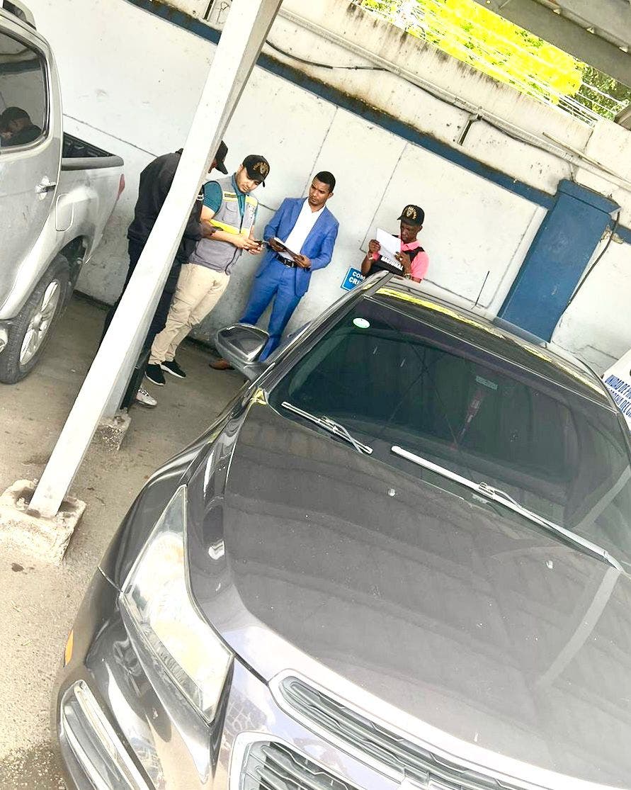 Habrían sustraído del vehículo del abogado Jean Cristofer expediente del caso el Dotolcito 1 WhatsApp Image 2023 07 06 at 4.14.35 PM 1