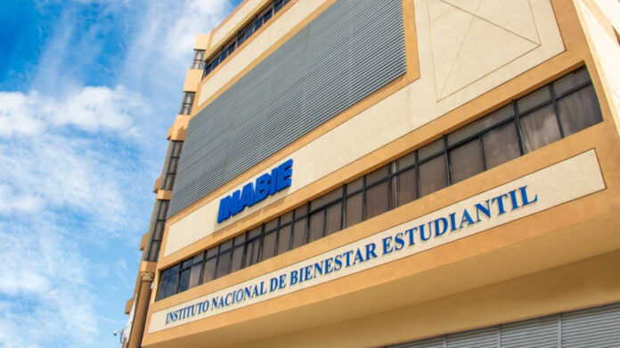 INABIE listo para suplir alimentos el próximo año escolar; pagó deudas atrasadas