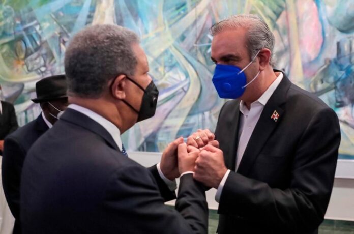Leonel desea pronta recuperación a Abinader tras ser diagnosticado con covid-19