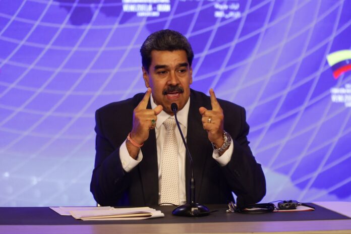 Maduro felicita a Colombia por su independencia y aboga por fortalecer unión bilateral