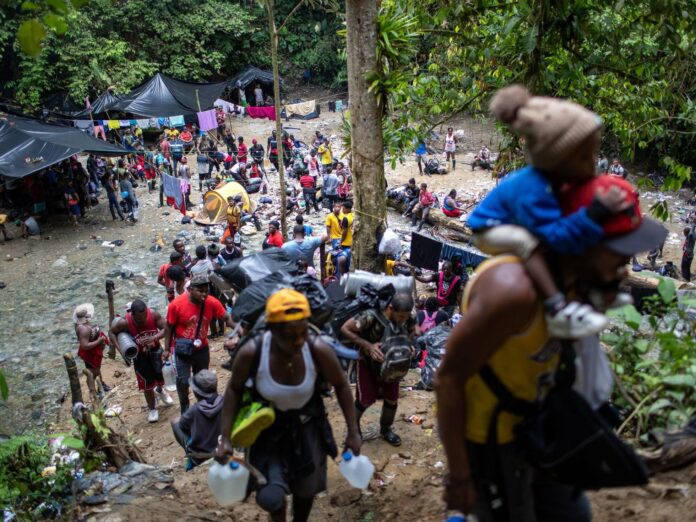 Más de 200 mil migrantes atravesaron la selva del Darién en lo que va del año