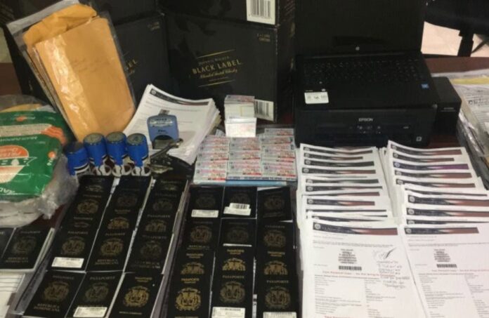Mujer es hallada no culpable de falsificar visas a los EE.UU.