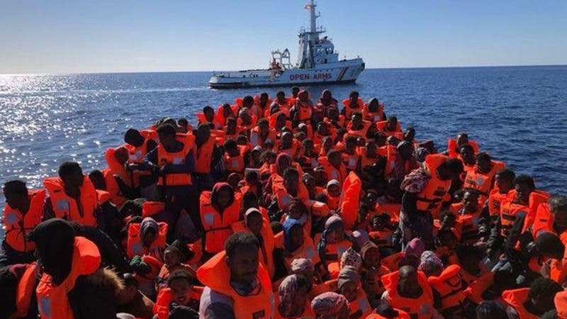ONG Open Arms rescata en el Mediterráneo 200 inmigrantes de cuatro barcazas 1 open arms 1