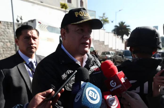 Un juez de Ecuador dicta prisión preventiva para seis sospechosos de asesinar a Villavicencio