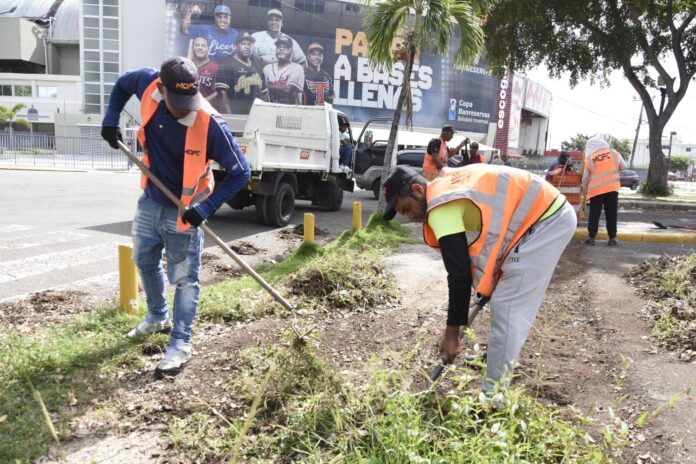 Inician acondicionamiento del estadio Quisqueya Juan Marichal