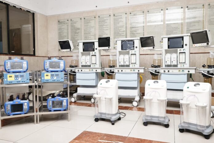 ¿Cuántos hospitales y CPN ha remozado el Gobierno en estos tres años?