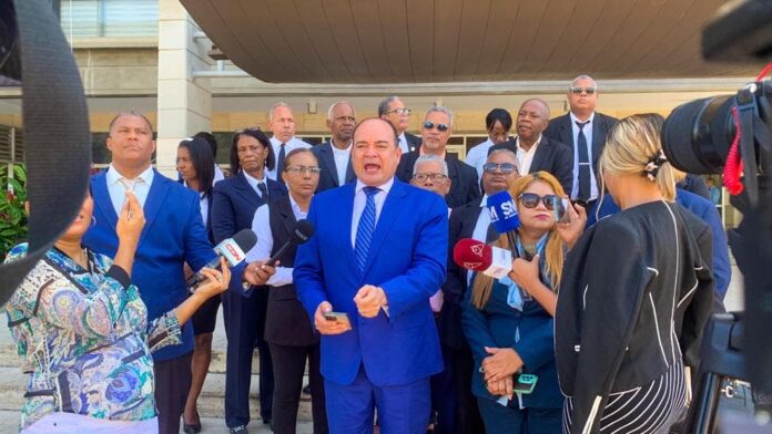 CARD interpone denuncia contra superintendente de Pensiones