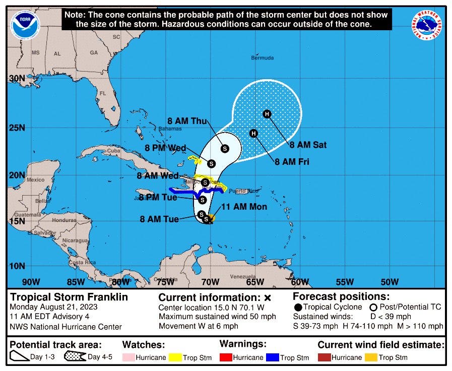 Tormenta Franklin se desacelera en su camino a República Dominicana