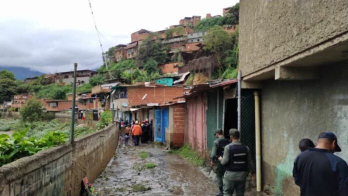 Autoridades atienden  zonas afectadas por las lluvias asegura Maduro