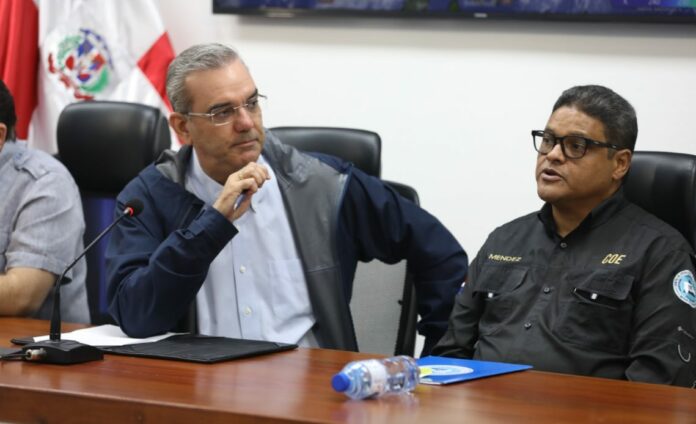 EN VIVO: Abinader visita el COE para dar seguimiento a tormenta Franklin