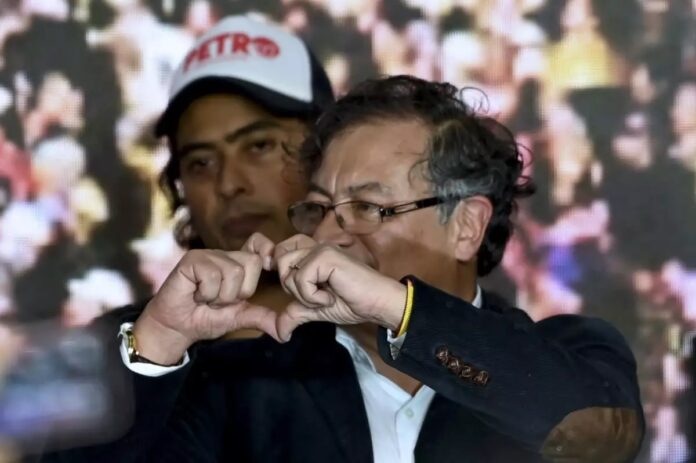 El escándalo de la financiación de la campaña de Petro salpica a otros políticos