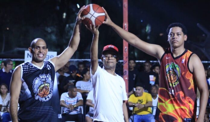Equipo Rojo gana el  torneo baloncesto Liga La Tribu