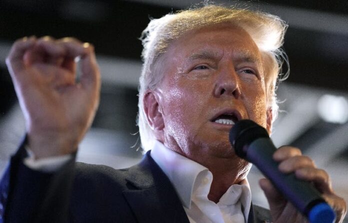 Fiscal propone juicio Trump inicie en marzo del 2024