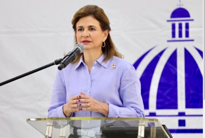 Helicóptero que trasladaba a la vicepresidenta aterriza por precaución