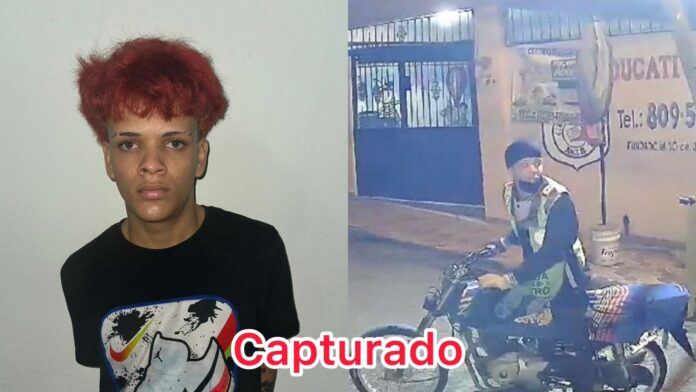 PN apresa uno de dos hombres que circulan en video realizando atraco a mano armada