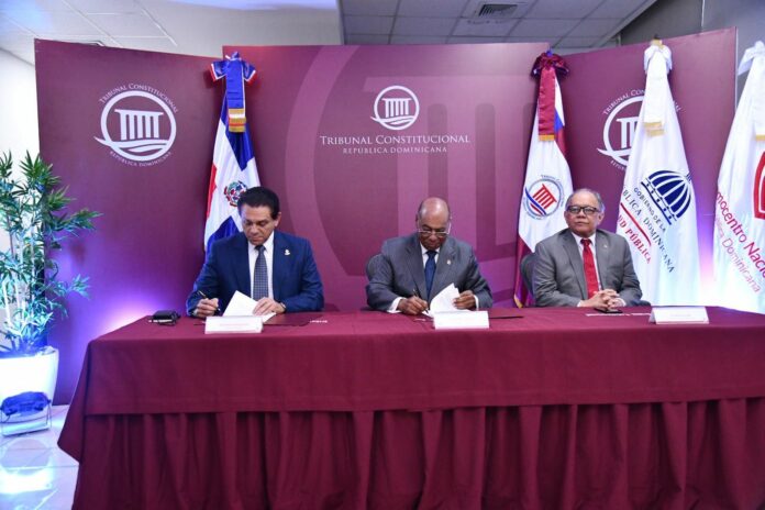 SP y Tribunal Constitucional firman acuerdo para promover donación voluntaria de sangre