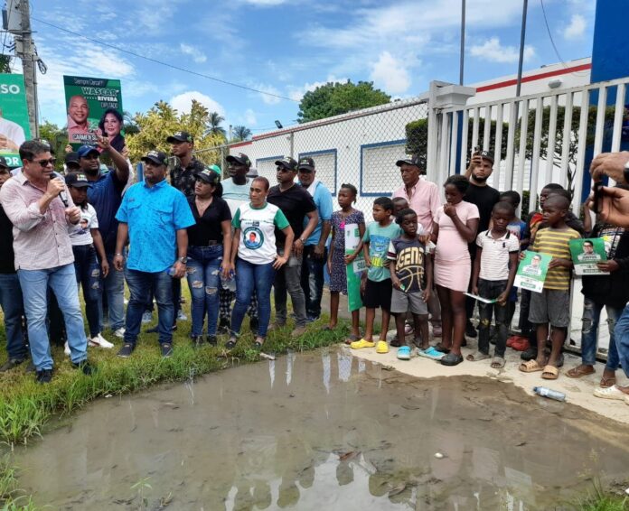 “Vamos a declarar en estado de emergencia el municipio SDO”, dice precandidato a alcalde