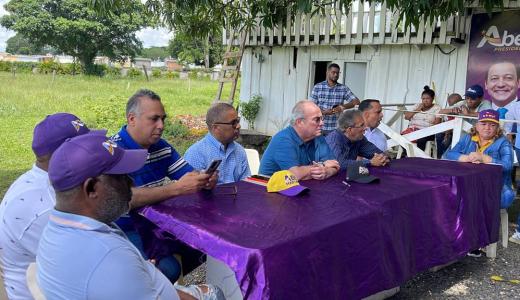 1693690688 560 Mariotti hasta la luz solar privatizaria el Gobierno si le
