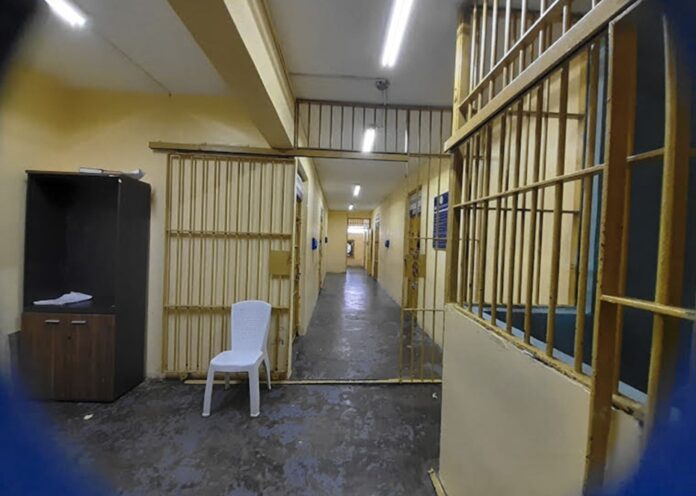 Cárcel de paso donde inicia pesadilla de muchos arrestados