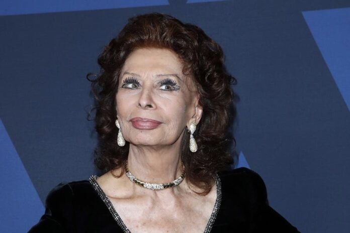 Actriz Sofía Loren, operada por fractura de cadera